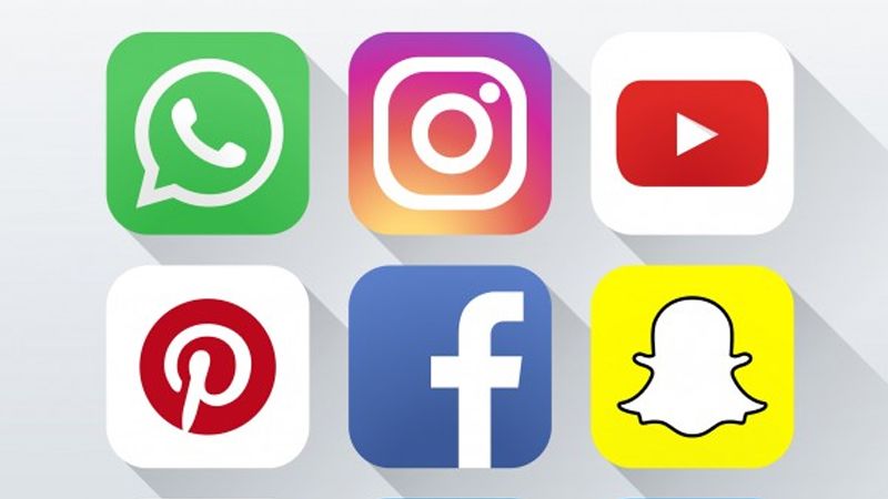 Mon lancement sur les réseaux sociaux